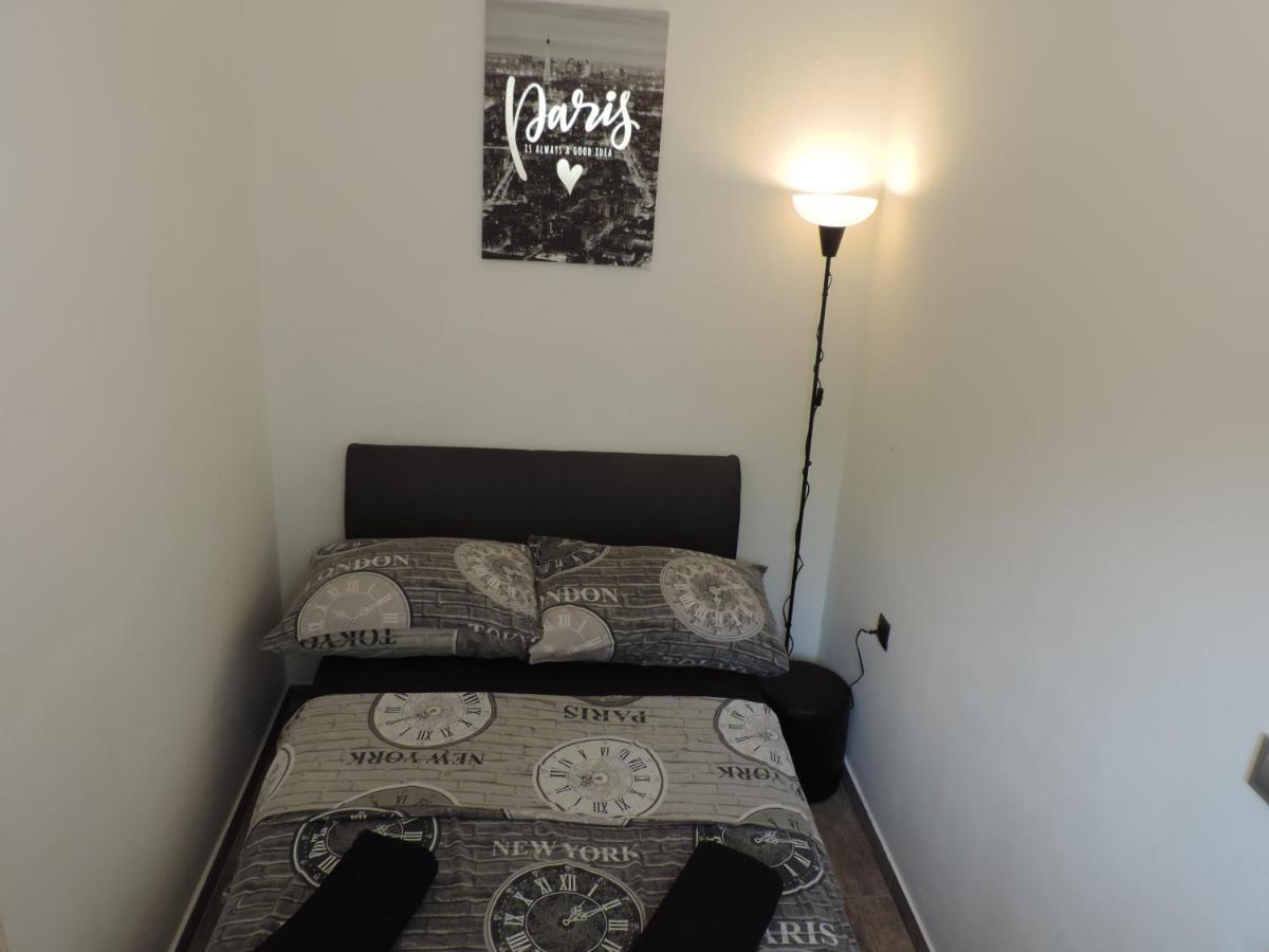 Apartment Carla Σπλιτ Εξωτερικό φωτογραφία